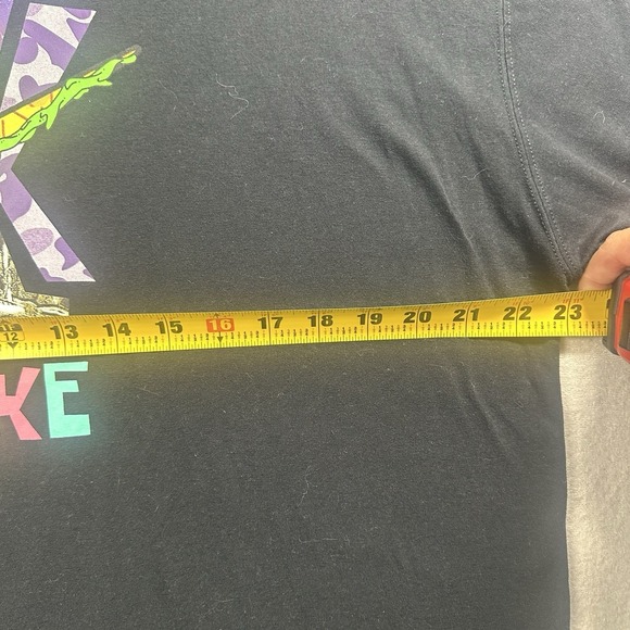 Nike Kyrie x SpongeBob SquarePants What TheBlack T-Shirt Men's Size L - Picture 8 of 9